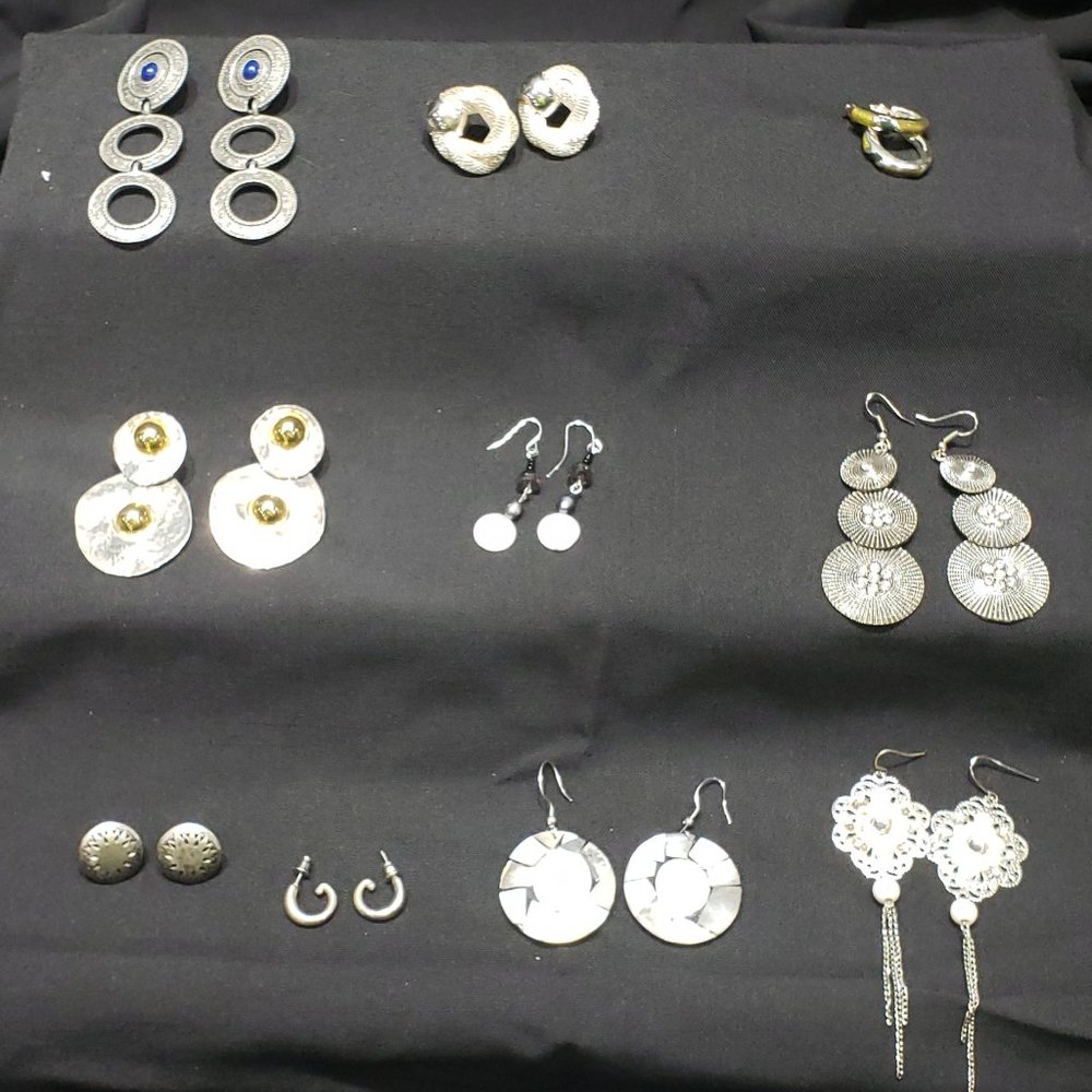 LOT OF 10 PAIRS OF EARRINGS DANGLE